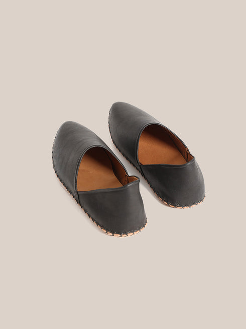 Genuine leather bulga shoes